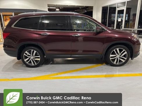 Used 2017 Honda Pilot Elite image 7