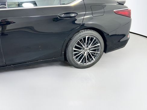 Used 2022 Lexus ES 350 w/ Premium Package image 30