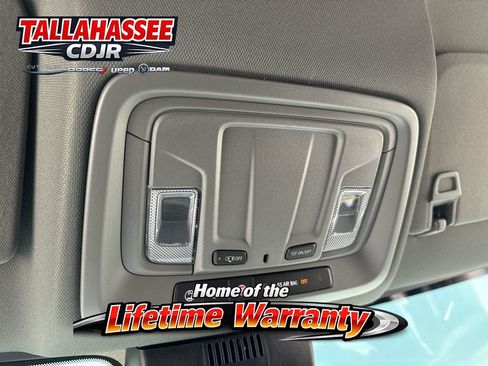 Used 2025 GMC Sierra 2500 SLE AWD/4WD image 20