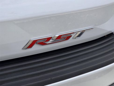 Used 2024 Chevrolet Suburban RST image 35