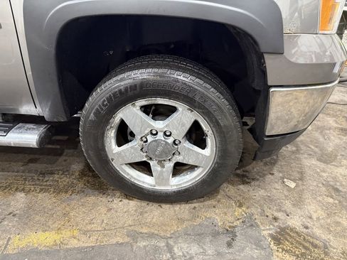 Used 2012 GMC Sierra 2500 SLE w/ HD SLE Premium Package image 42