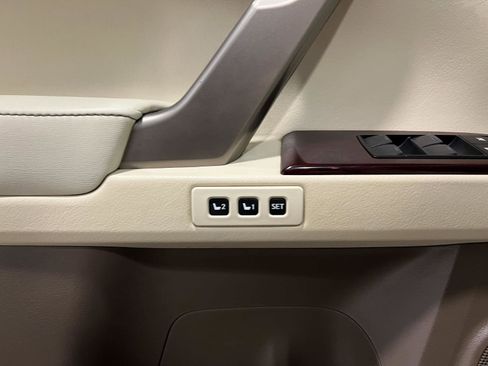 Used 2018 Lexus GX 460 Premium image 27