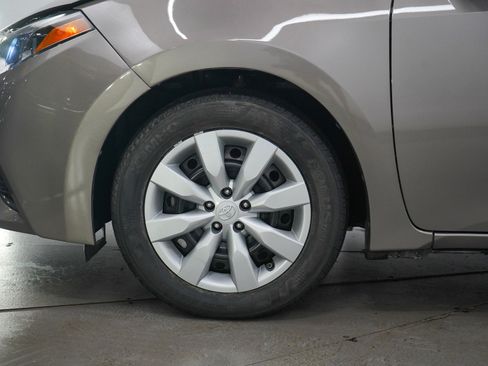 Used 2016 Toyota Corolla LE FWD image 26