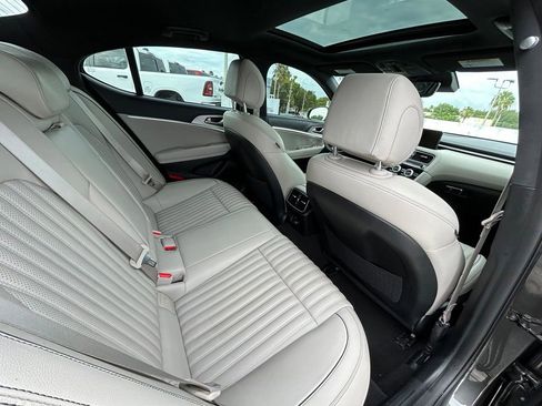Used 2023 Genesis G70 2.0T w/ Sport Prestige Package RWD image 37