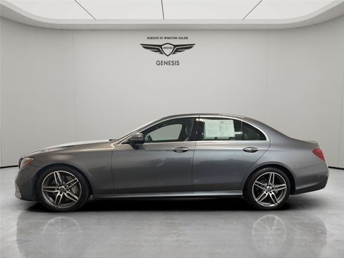 Used 2019 Mercedes-Benz E 300 image 2