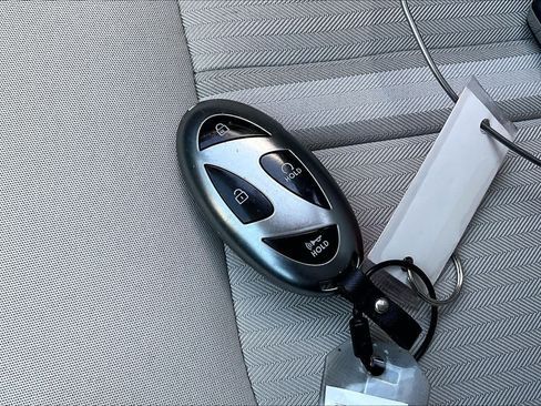 Used 2025 Hyundai Sonata SEL FWD image 13