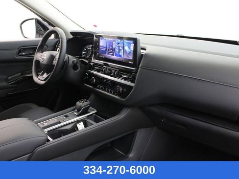 New 2026 Nissan Pathfinder SV image 22