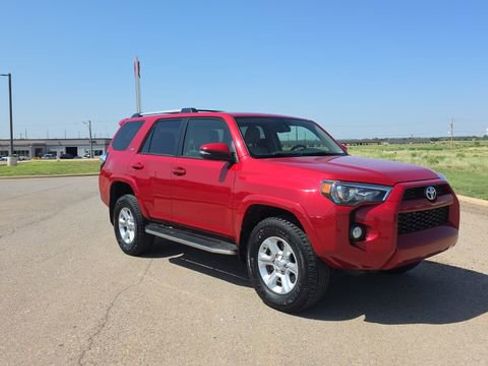 Used 2019 Toyota 4Runner SR5 Premium AWD/4WD image 4