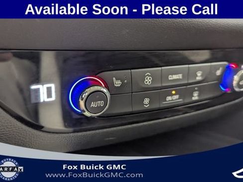 Used 2024 Buick Enclave Essence w/ Sound and Sites Package AWD/4WD image 18