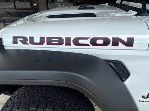 Used 2026 Jeep Wrangler Unlimited Rubicon AWD/4WD image 25