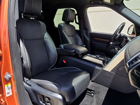 Used 2018 Land Rover Discovery HSE Luxury AWD/4WD image 27