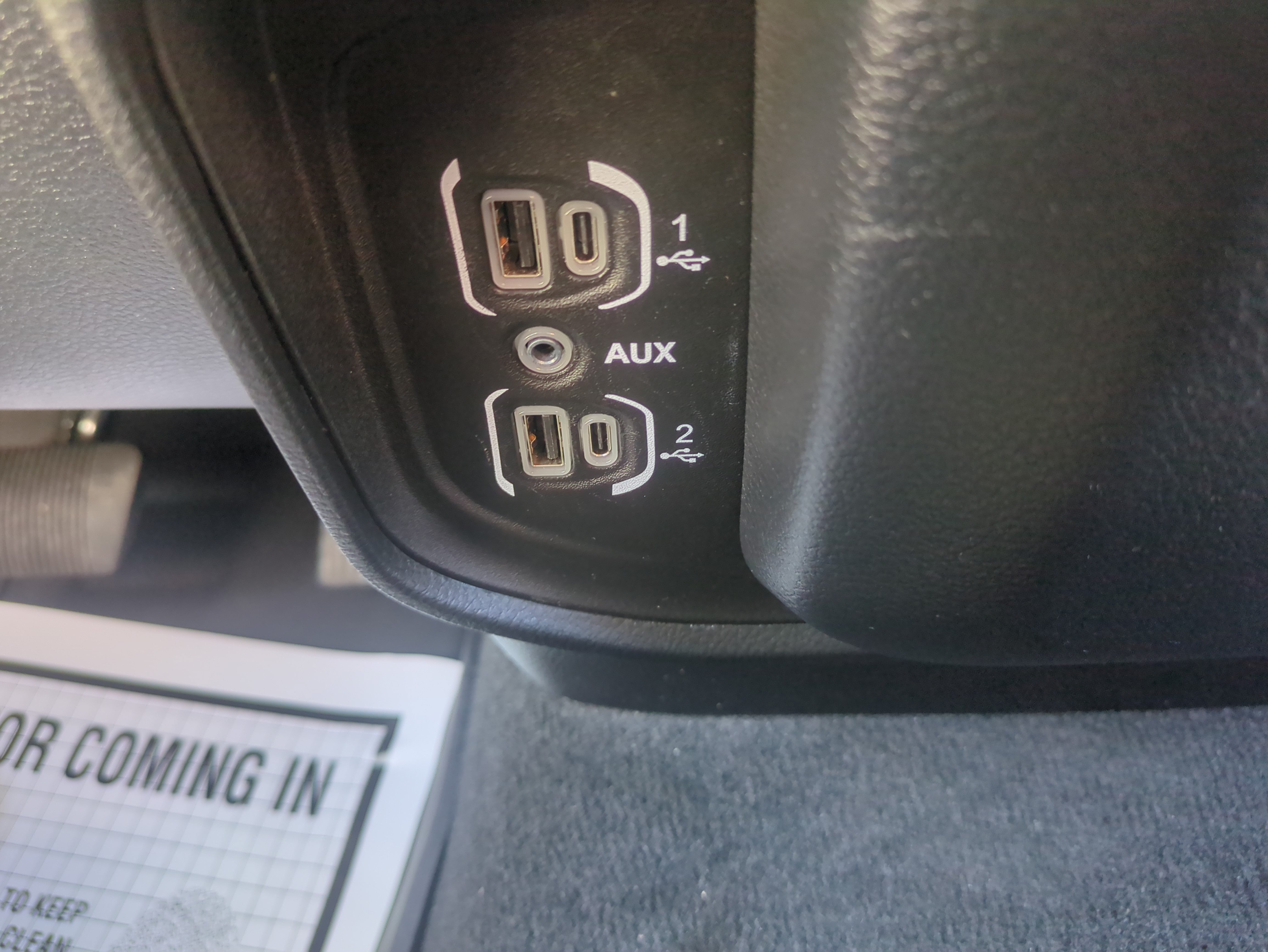 Used 2022 RAM 1500 Laramie AWD/4WD image 29