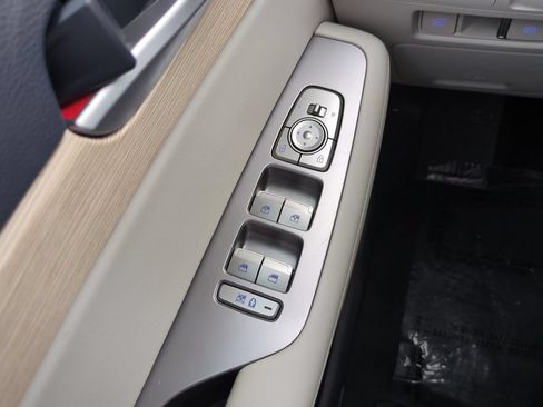 Used 2024 Hyundai Palisade Limited FWD image 20