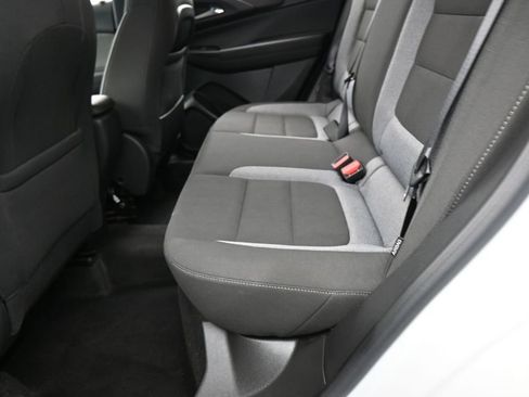Used 2023 Chevrolet TrailBlazer LS AWD/4WD image 29