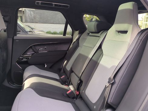 New 2026 Land Rover Range Rover Sport SV image 25