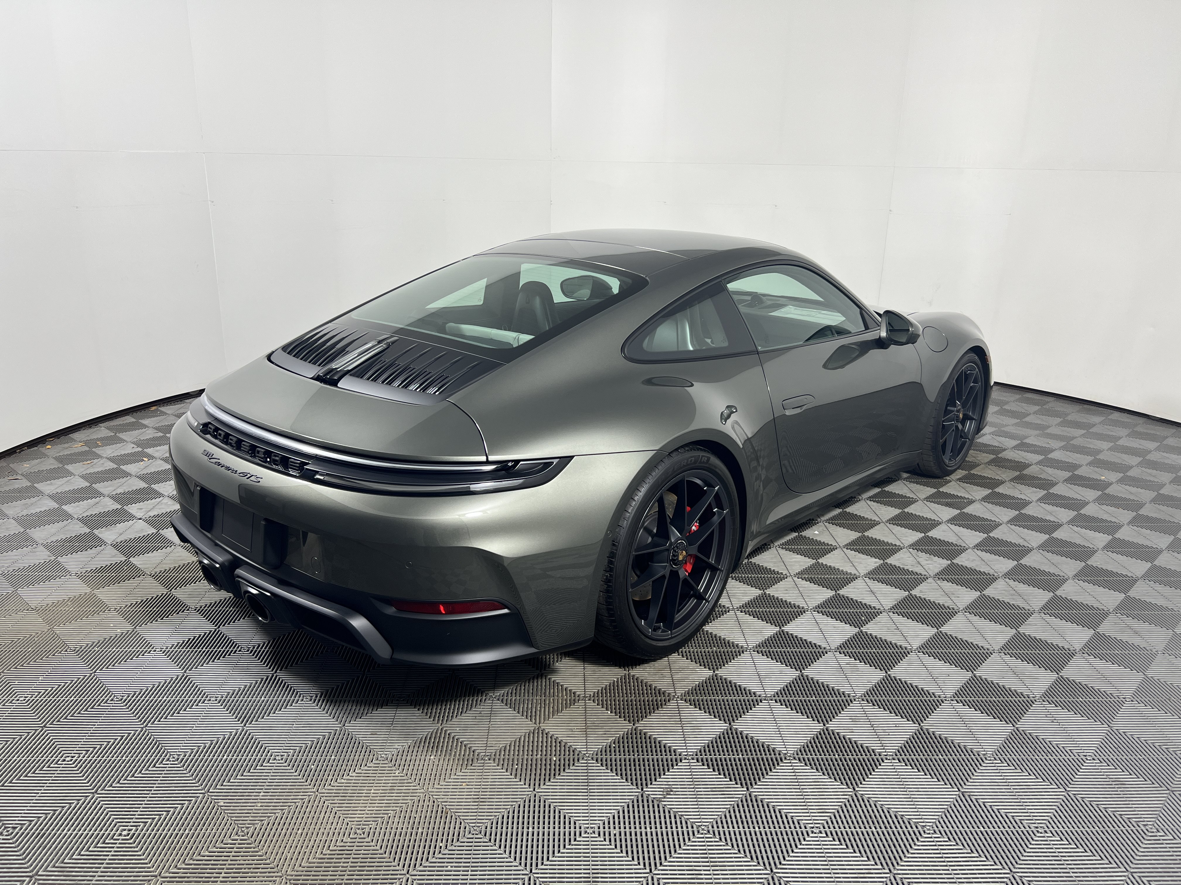 New 2026 Porsche 911 Carrera GTS RWD image 7