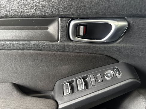 Used 2023 Honda Civic Sport image 14