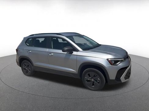 Used 2025 Volkswagen Taos S FWD image 2