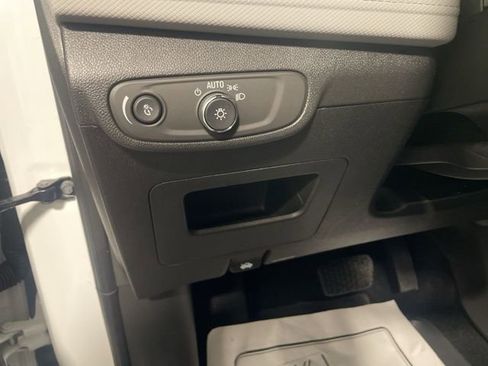 Used 2026 Chevrolet TrailBlazer LT w/ Convenience Package image 21