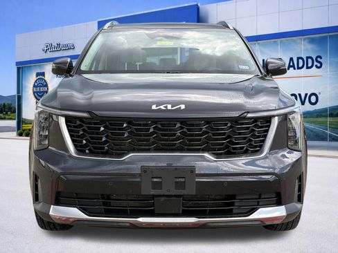 Used 2025 Kia Sorento S w/ Panoramic Sunroof Package FWD image 2