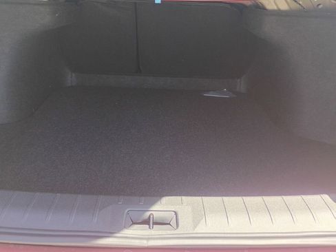 New 2026 Nissan Sentra SR w/ Floor Mat Package FWD image 8