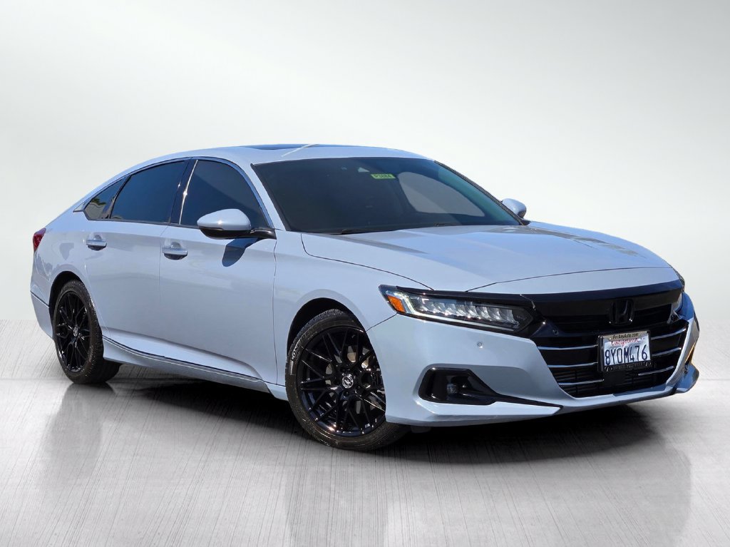 Used 2021 Honda Accord Touring image 1
