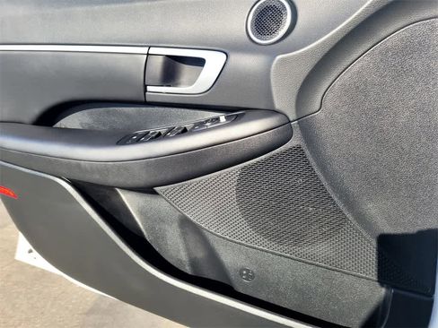 Used 2022 Hyundai Sonata SEL image 16