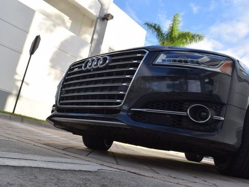 Used 2015 Audi S8 image 12