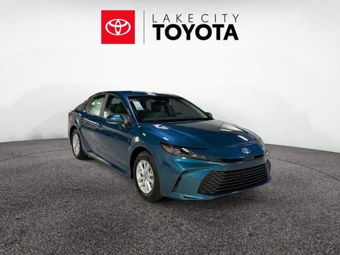 New 2026 Toyota Camry LE image 7