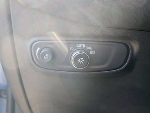 Used 2024 Chevrolet Equinox LT AWD/4WD image 16