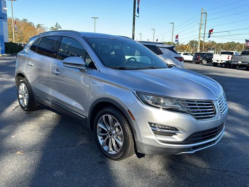 Used 2017 Lincoln MKC Select w/ Select Plus Package image 6