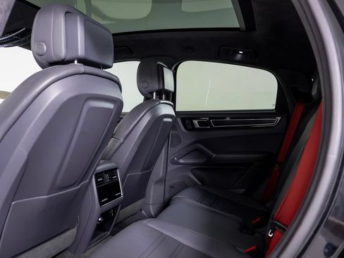 Certified 2023 Porsche Cayenne GTS w/ Premium Package Plus AWD/4WD image 10
