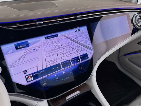 Certified 2023 Mercedes-Benz EQS 580 4MATIC Sedan image 20