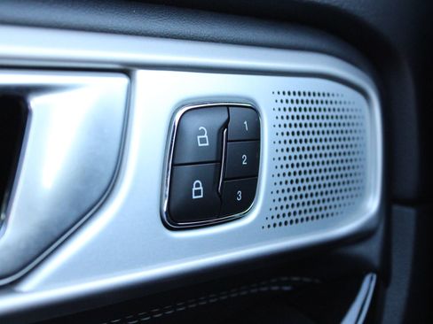 Used 2021 Ford Explorer ST w/ Equipment Group 401A AWD/4WD image 26