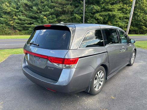 Used 2014 Honda Odyssey Touring image 5
