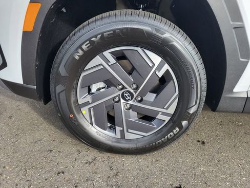 New 2026 Hyundai Tucson Blue SE image 10