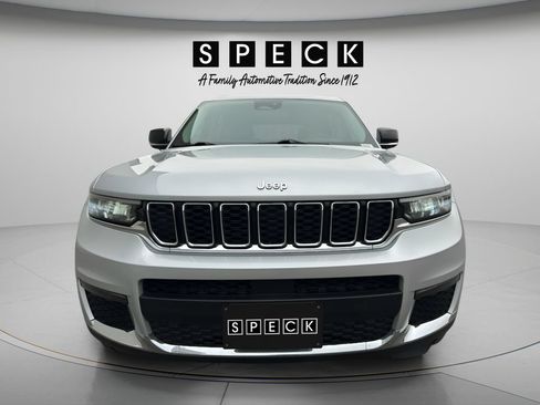 Used 2023 Jeep Grand Cherokee L Limited AWD/4WD image 7