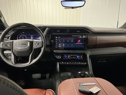 New 2026 GMC Sierra 2500 Denali Ultimate image 12