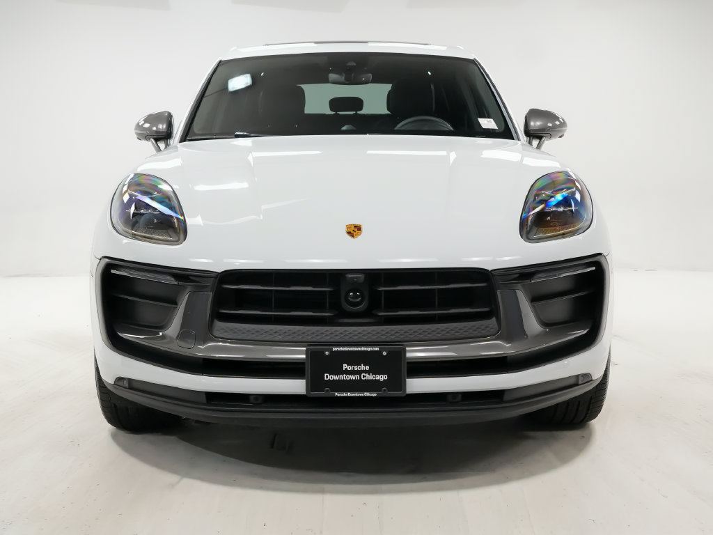 Certified 2026 Porsche Macan Turbo AWD/4WD image 11