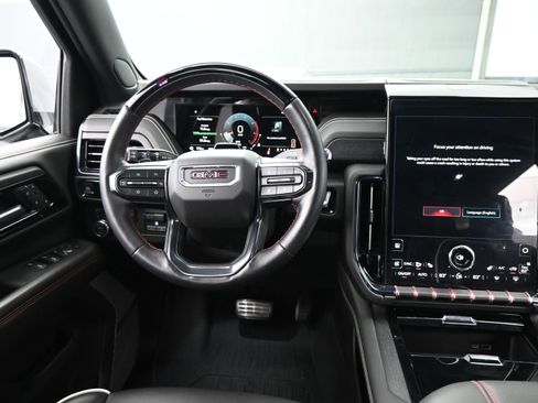 Used 2025 GMC Yukon AT4 Ultimate image 13