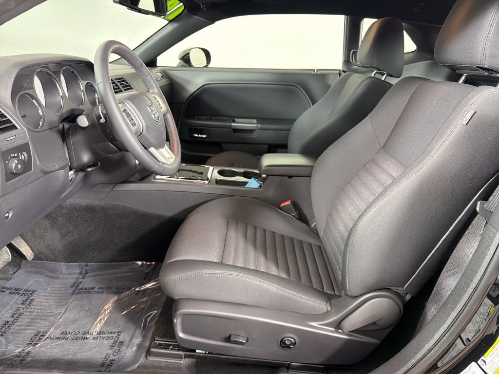 Used 2014 Dodge Challenger R/T w/ Blacktop Package RWD image 16