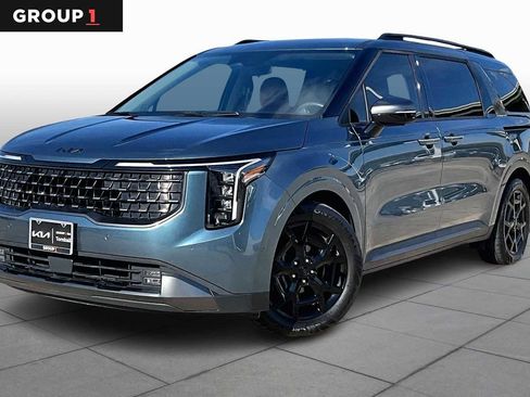 Certified 2025 Kia Carnival SX w/ SX Dark Edition Package image 1