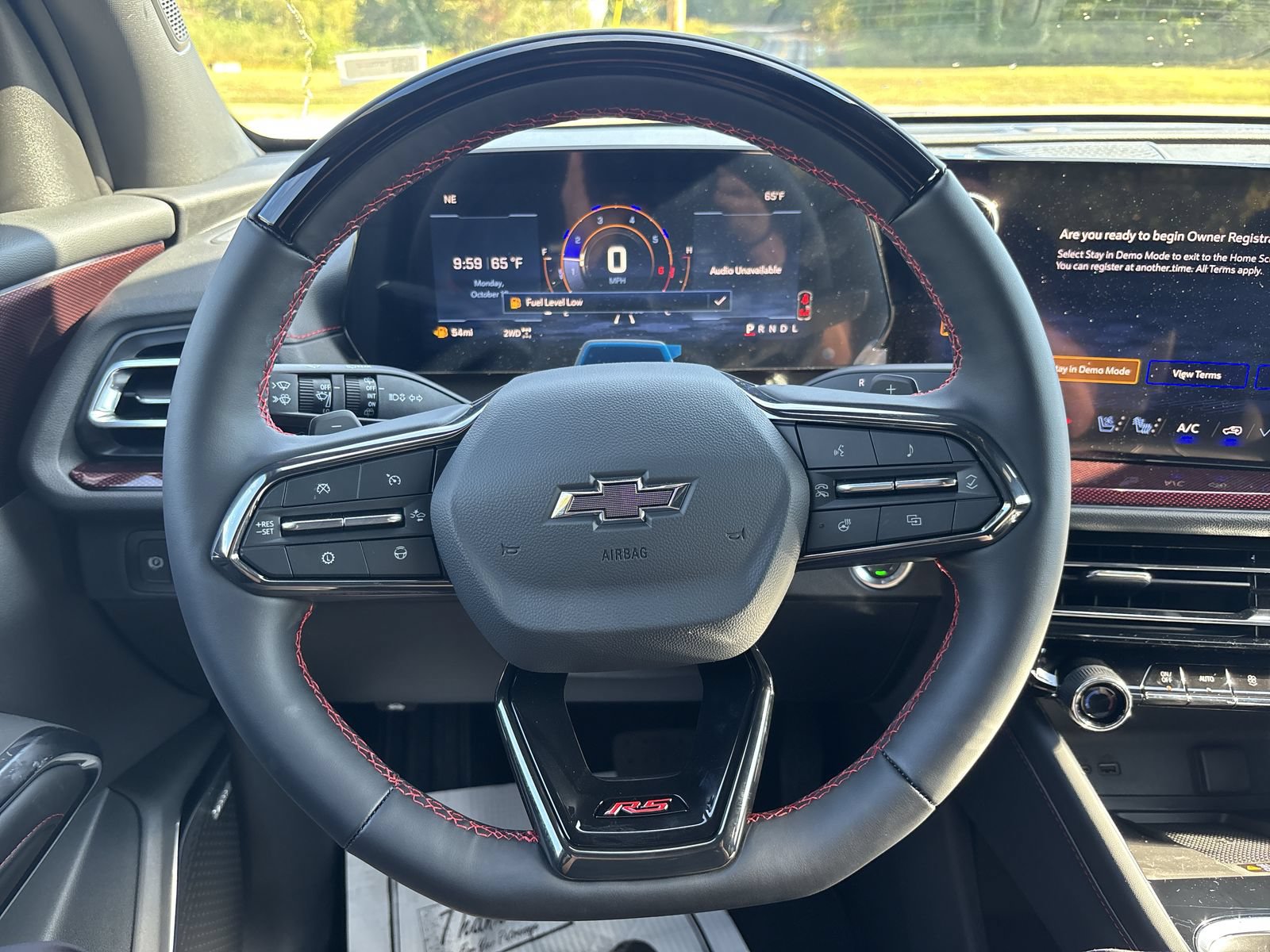 New 2027 Chevrolet Traverse RS AWD/4WD image 14