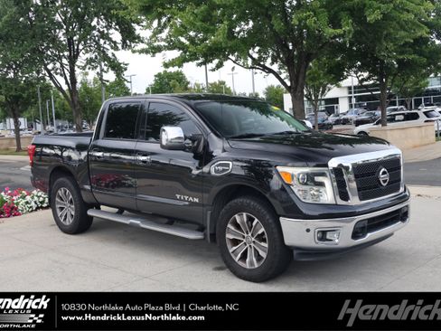 Used 2017 Nissan Titan SL w/ SL Towing Convenience Package AWD/4WD image 1