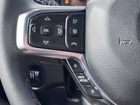 Used 2025 RAM 1500 Laramie w/ Night Edition AWD/4WD image 35