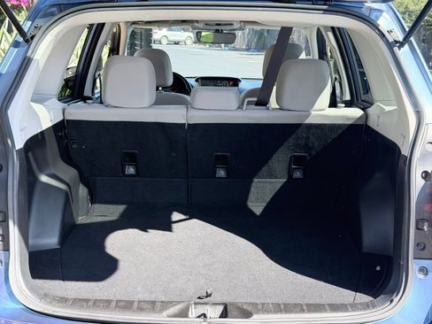Used 2017 Subaru Forester 2.5i Premium w/ Popular Package #2A AWD/4WD image 19