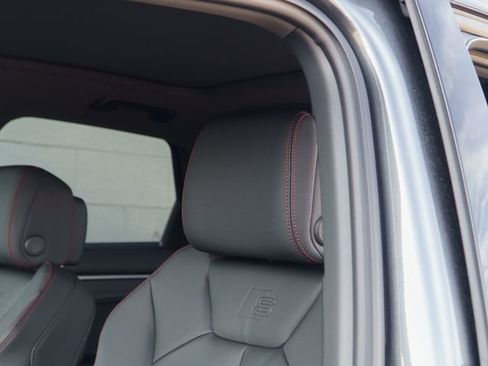 Used 2025 Audi Q3 2.0T Premium Plus w/ Premium Plus Package image 19