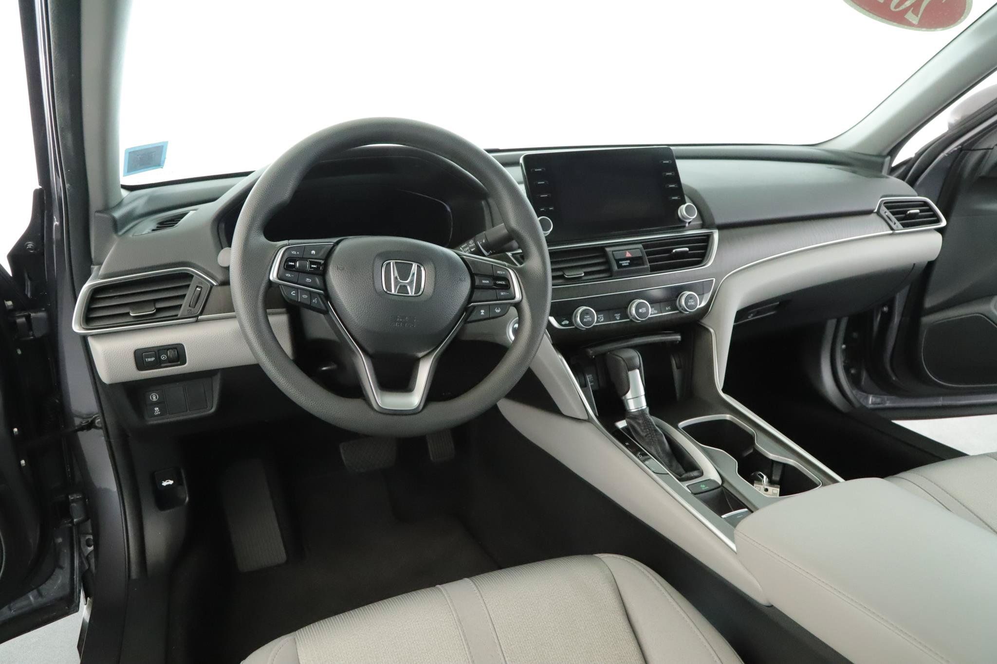 Used 2020 Honda Accord EX image 2