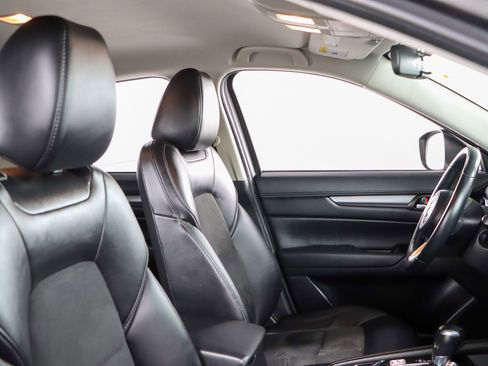 Used 2019 MAZDA CX-5 Touring image 26