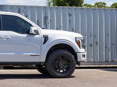 Certified 2025 Ford F150 Platinum AWD/4WD image 26